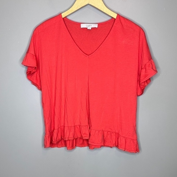 Loft ruffle Tshirt - Picture 1 of 7